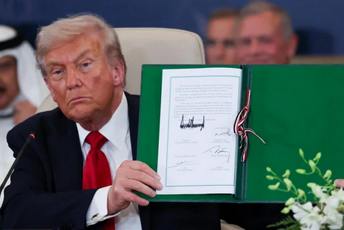 "Третьої світової війни не буде", — Трамп підписав мирну угоду щодо Гази 